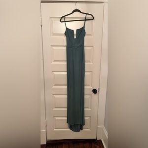 Maxi dress. never wore but tags are not attached.